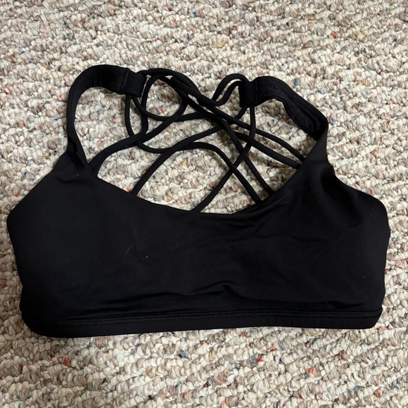Lululemon Free To Be Bra (Wild) Black- Size 4 - Picture 3 of 6